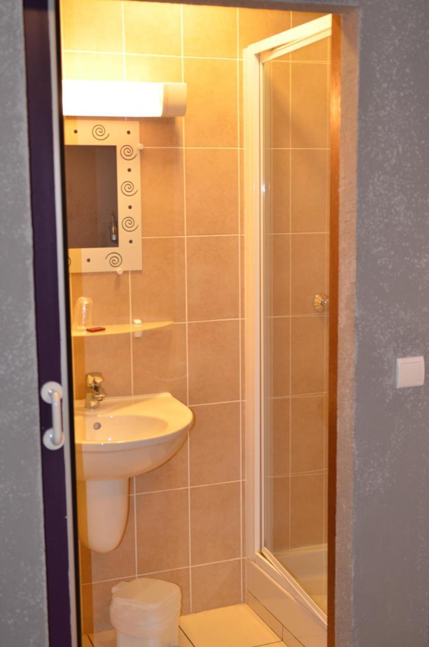 Hotel Au Fil De L'Eau Seyssel Exteriör bild